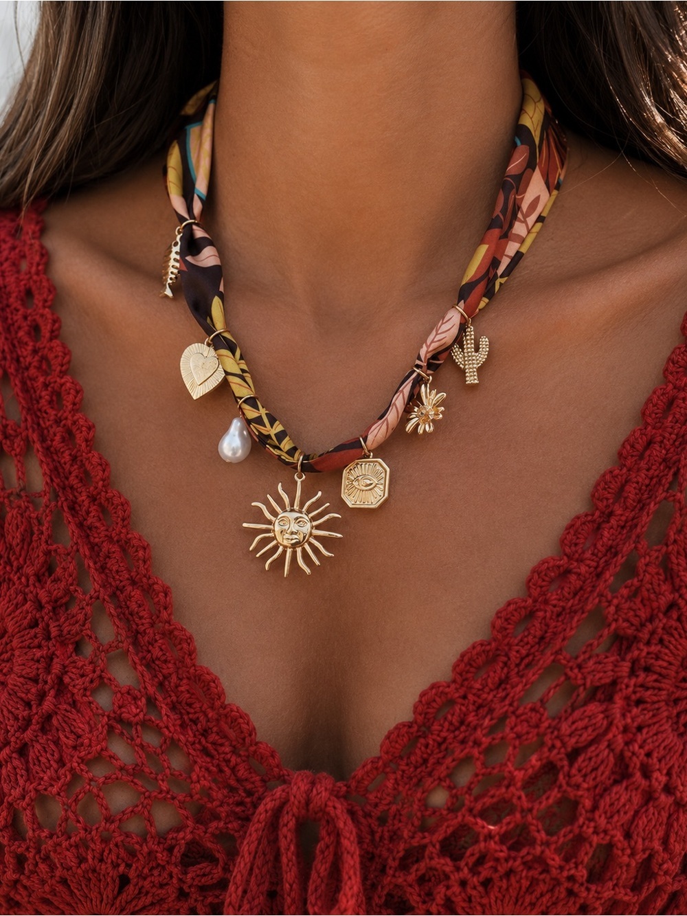 🆕Gold Sunburst Charm Necklace with Multicolor Scarf Cord